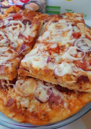 A legfinomabb pizzateszta recept fotója