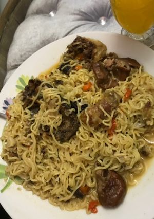 A picture of Noodles.