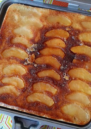 Una foto de Torta invertida de manzana en la flip