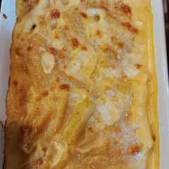 Foto di Rigatoni alla besciamella di zucca al forno