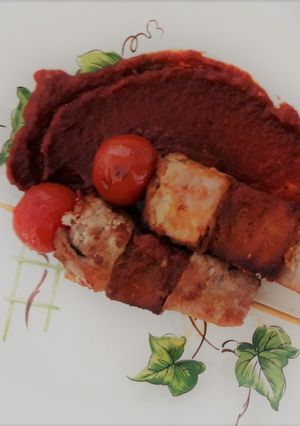 Una foto de Brochetas de atún