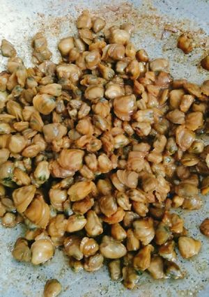 Hình của món Hến kho tiêu.
