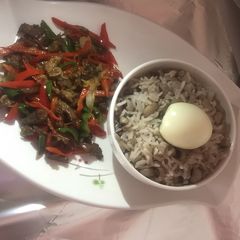 A picture of Garau garau&Steak stir fry.