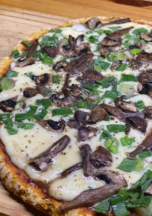 Una foto de Pizza de calabaza y harina de garbanzo 🎃