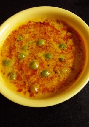 A picture of Shahi Matar Malai.