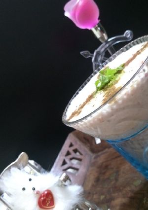 હૈદરાબાદી બુરહાની (બુરાની) રાયતા(Hyderabadi raita recipe in Gujarati) રેસીપી મુખ્ય ફોટો