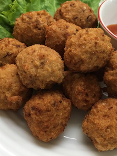 Foto resep Harwin's fav: Bakso Goreng Babi 👌(Non Halal) special for hubby ❤️
