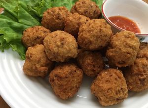 Foto resep Harwin's fav: Bakso Goreng Babi 👌(Non Halal) special for hubby ❤️