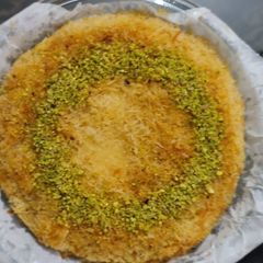A picture of Kunafeh.