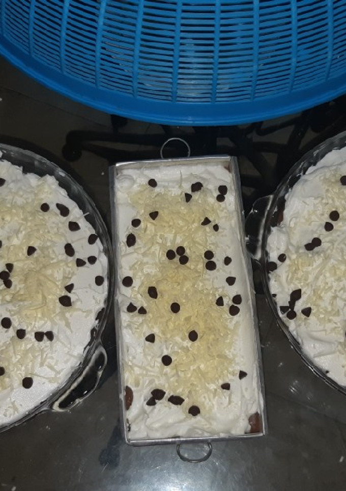 Foto resep Puding coklat whippy cream vla vanila custard
