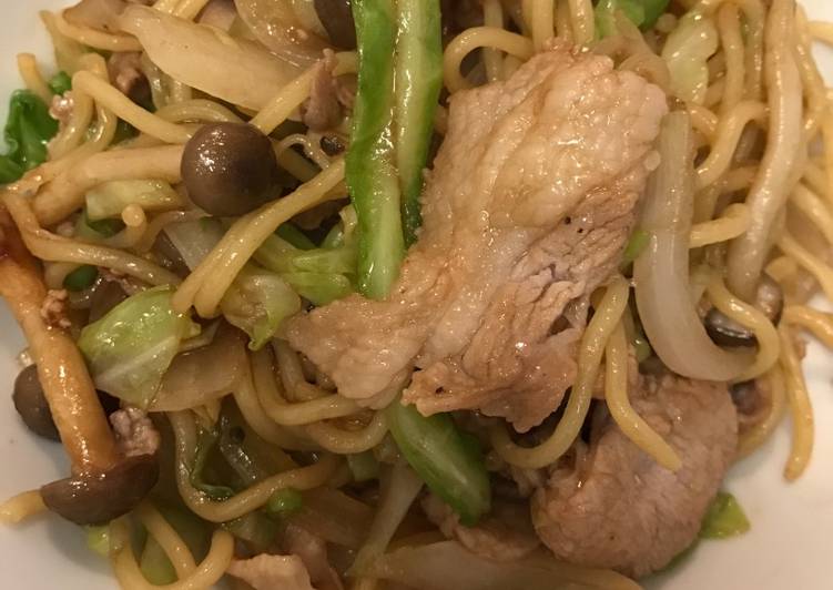 Step-by-Step Guide to Cook Yummy Yakisoba
