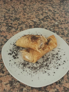 Una foto de Crepe con queso y galleta oreo