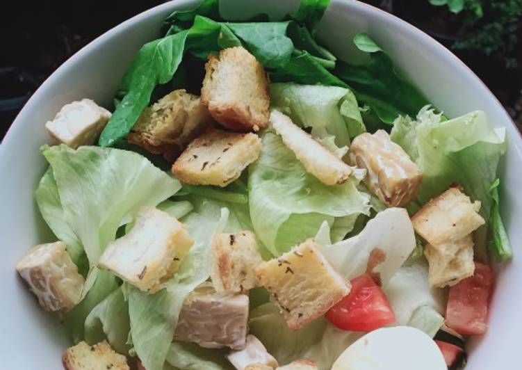 Resep Salad sayur with bread 🥰 Enak dan Antiribet