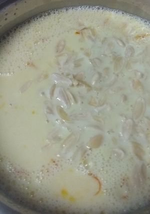 बादाम खीर (Badam kheer recipe in hindi) रेसिपी मुख्य फोटो