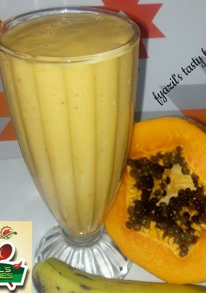 A picture of Papaya Banana smoothie.