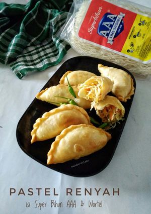Foto resep Pastel Renyah isi Bihun & Wortel