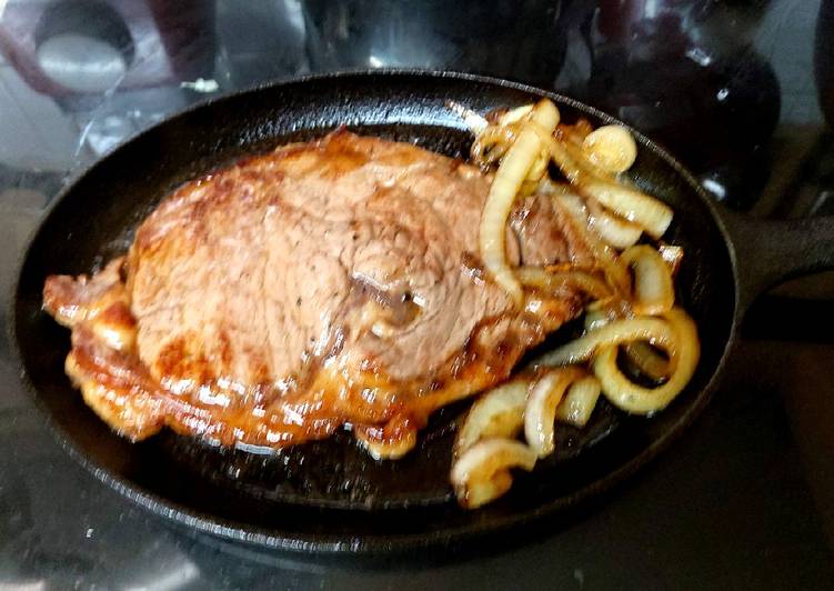 Recipe of Any-night-of-the-week My Quick Fry Sirloin Steak with onions