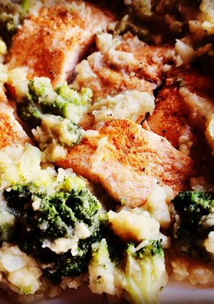 A picture of Instant Pot Salmon with Garlic Potatoes and Broccoli.