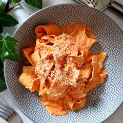 Vodka sauce pappardelle A picture of Vodka sauce pappardelle.