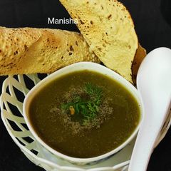 A picture of Healthy Palak Tomato & Sprouts Soup.