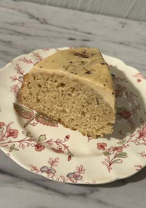 A picture of Banana Cake w/ Cookie Butter Icing.