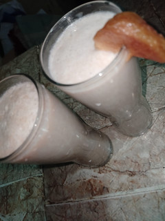 A picture of Creamy Sapota Smoothie.