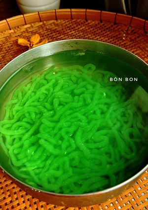 Hình của món Bánh Lọt Bằng Bột Mần Dè.