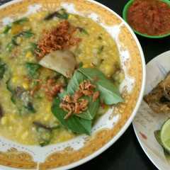 A picture of Bubur Manado.