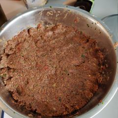 A picture of Shish kiofte.