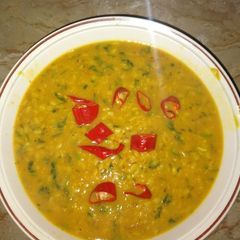 A picture of Dhaba style daal mash.