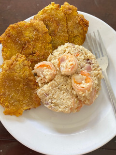 Una foto de Risotto de coliflor con camarones