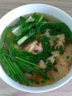 Hình của món Sủi cảo tôm thịt.