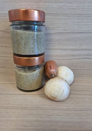 Une photo de Purée bébé champignon échalote