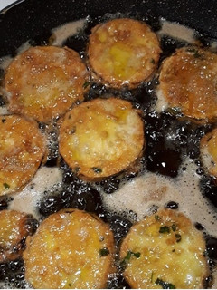 Une photo de Aubergines frittes