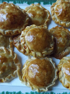 Foto principal de Pastelitos de pollo asado y queso