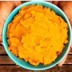 A picture of African Pumpkin mash with peanut butter.