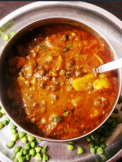 हरा चना मसाला करी (Hara chana masala curry recipe in Hindi) रेसिपी मुख्य फोटो
