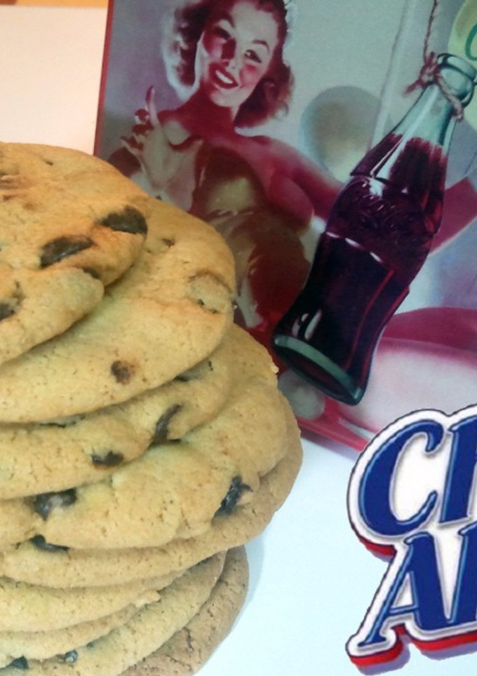 Una foto de Galletas tipo Chips Ahoy! Galletas con pepitas de chocolate