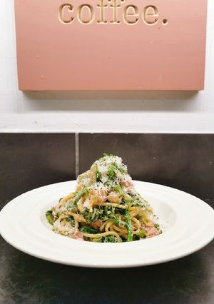 A picture of Ham hock & broc spaghetti.