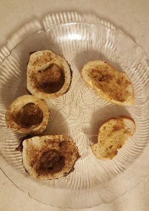 A picture of Roasted beef marrow bones.