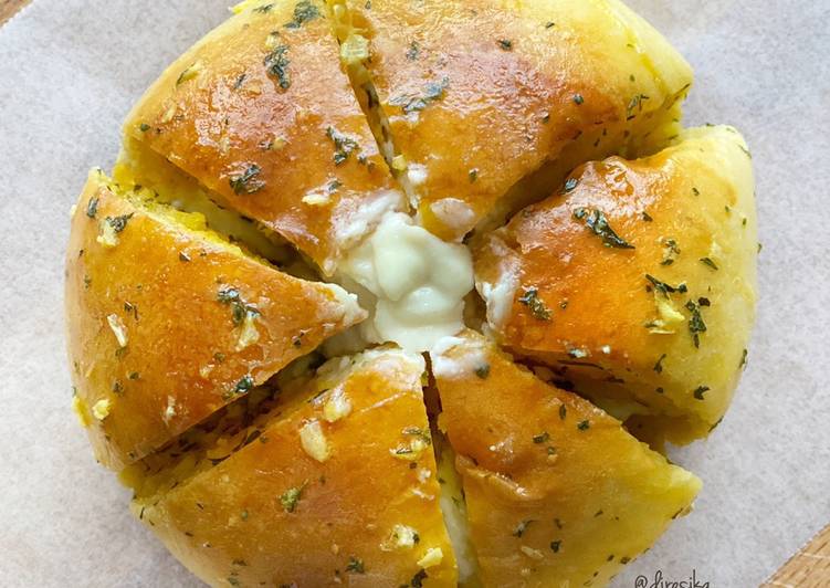 korean-garlic-cheese-bread
