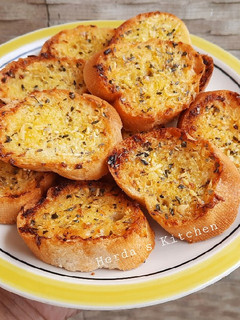 Foto resep Crispy Garlic Bread