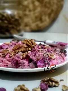 صورة لوصفة سلطة روسية بالشمندر  🎀