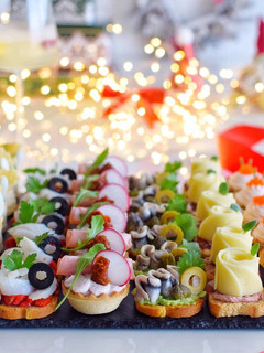 Una foto de 6 Canapés para Navidad y Fin de Año | Variados y Originales | DarixLAB