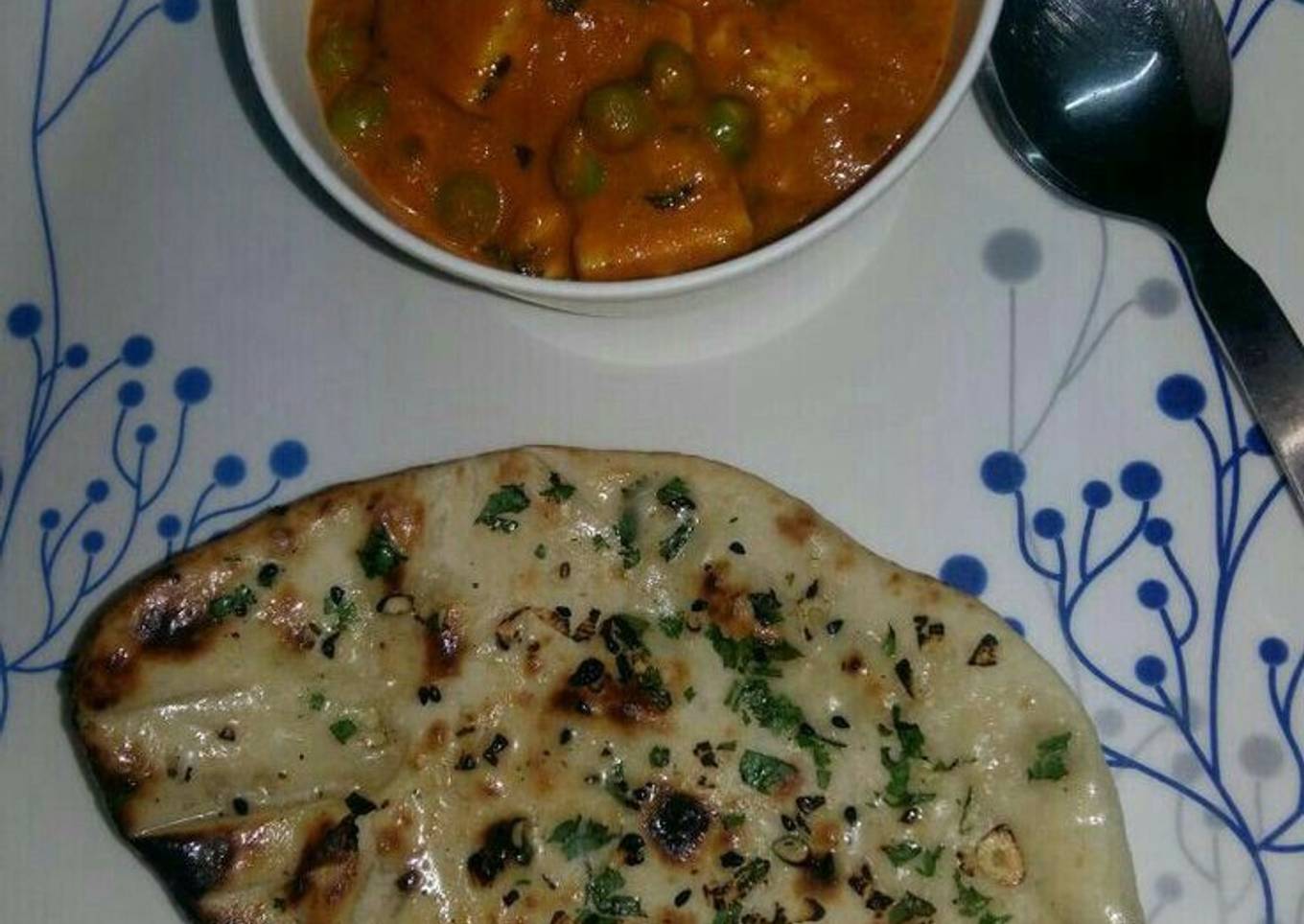Matar paneer
