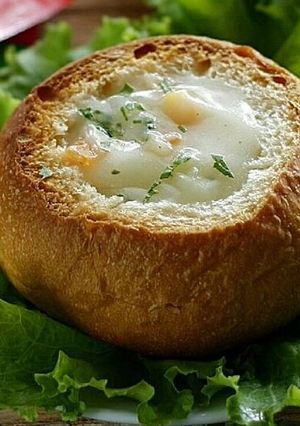 Foto resep Sup krim ayam in a bread bowl
