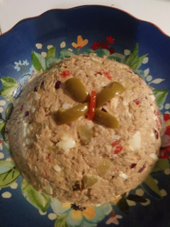 Una foto de Ensalada de tuna con huevo o dip de tuna