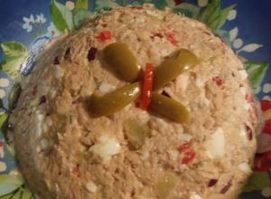 Una foto de Ensalada de tuna con huevo o dip de tuna