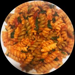 A picture of Spinach Rotini Pasta.