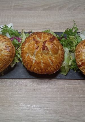 Une photo de Galettes individuels salés aux poireaux et saint Jacques